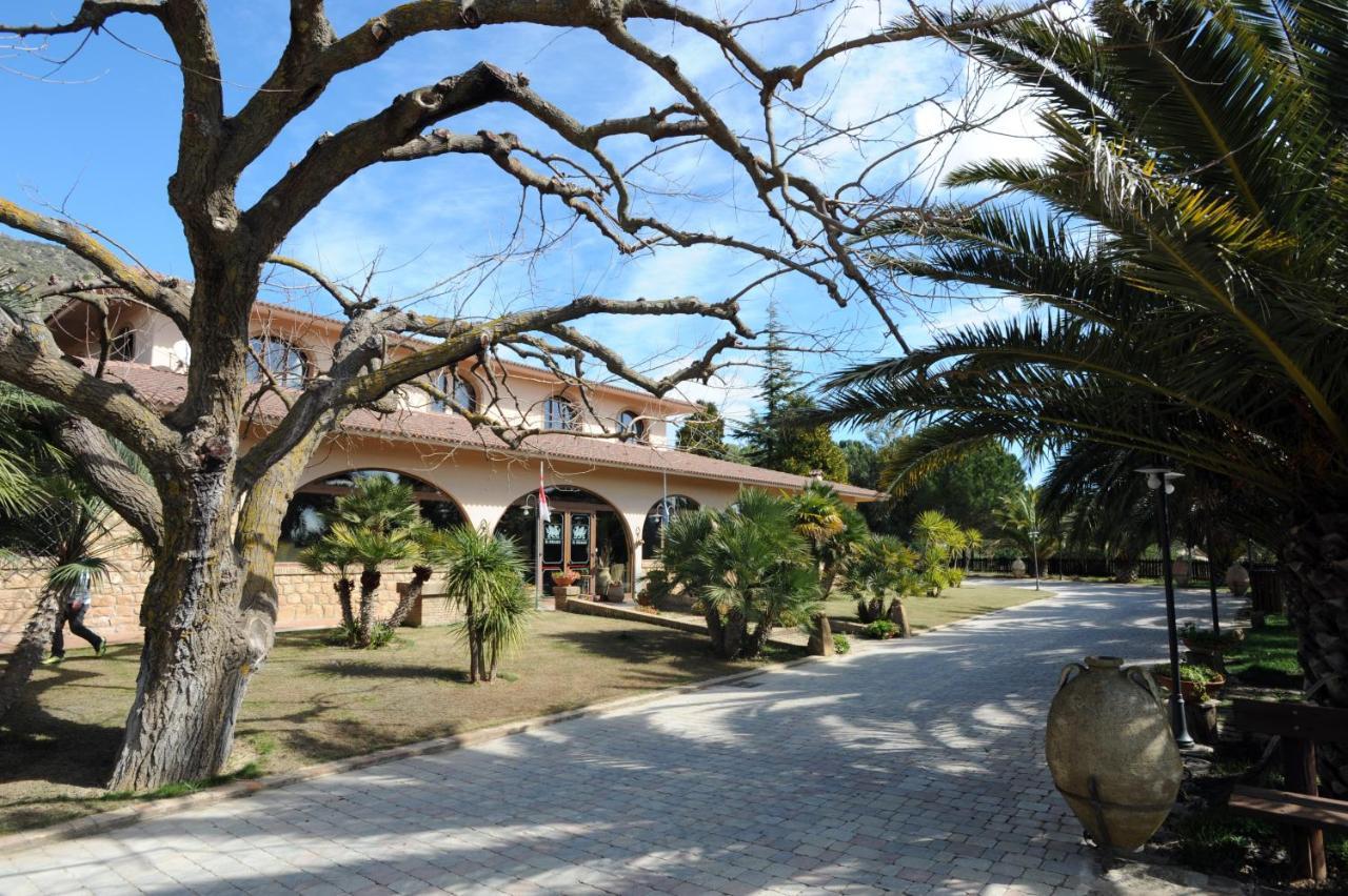 Agriturismo Il Drago Mirabella Imbaccari Екстериор снимка