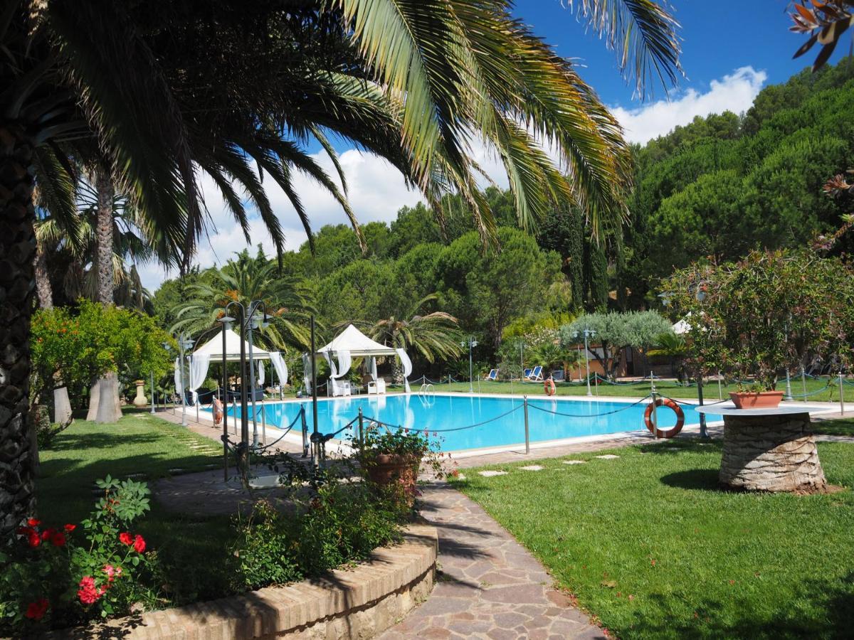 Agriturismo Il Drago Mirabella Imbaccari Екстериор снимка