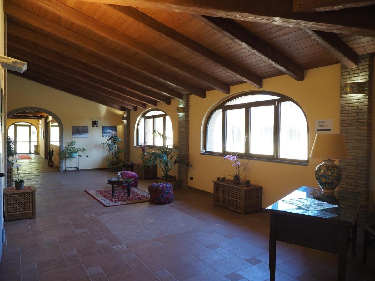 Agriturismo Il Drago Mirabella Imbaccari Екстериор снимка